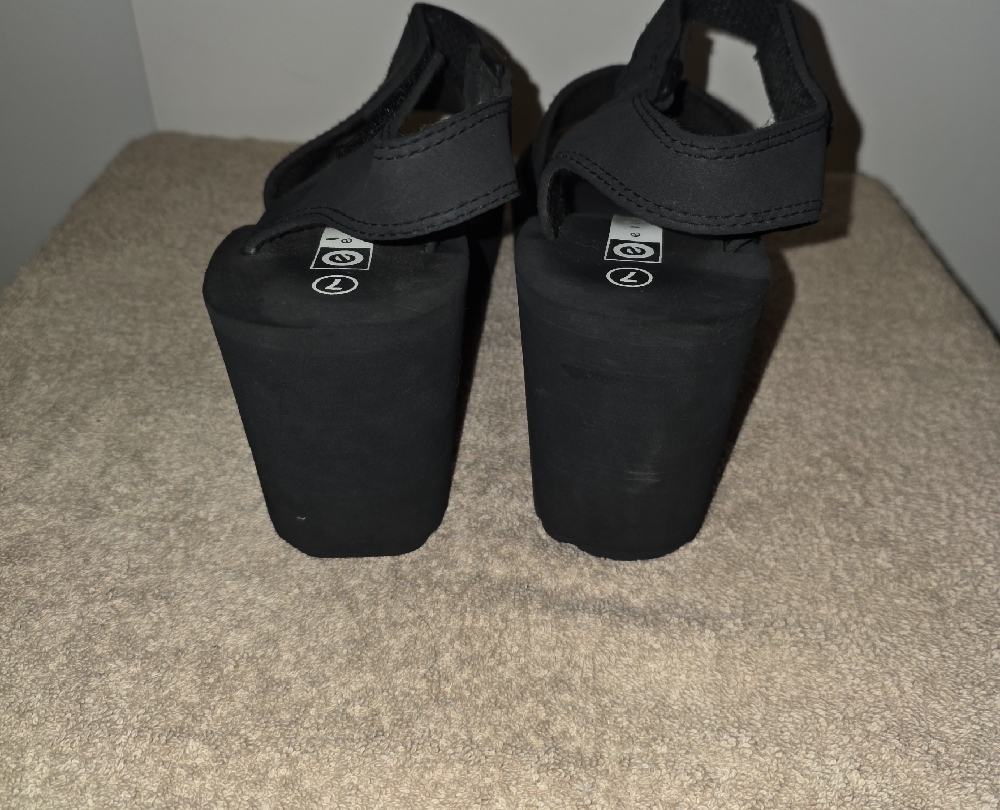 ellemenno Black Espadrille Sandals - Picture 4 of 5